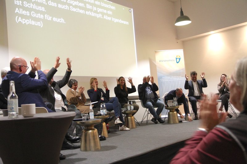 Podiumsdiskussion bei der Sinnphonie zur politischen Teilhabe